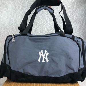 Nike New York Yankees Duffle Gym Bag Grey PreLoved